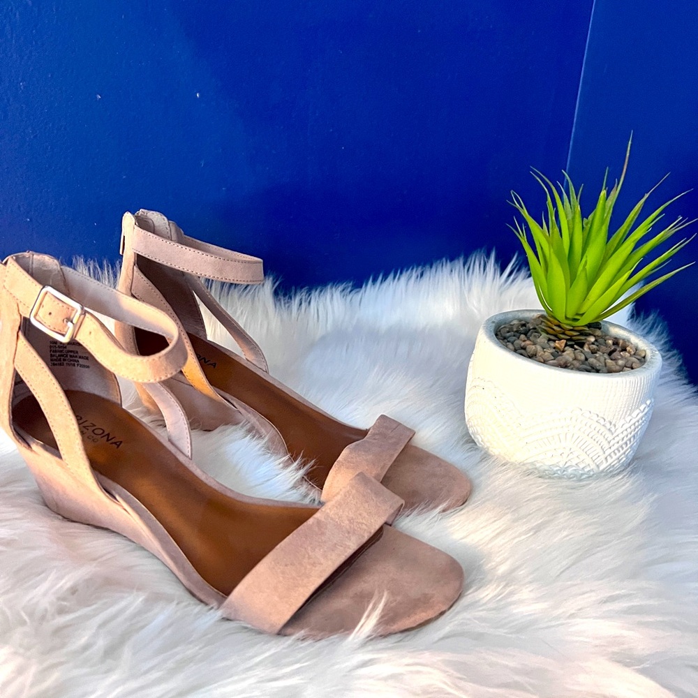 Arizona // nude suede wedge open toe sandals